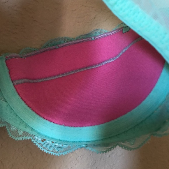 Lace bra - Picture 4 of 6